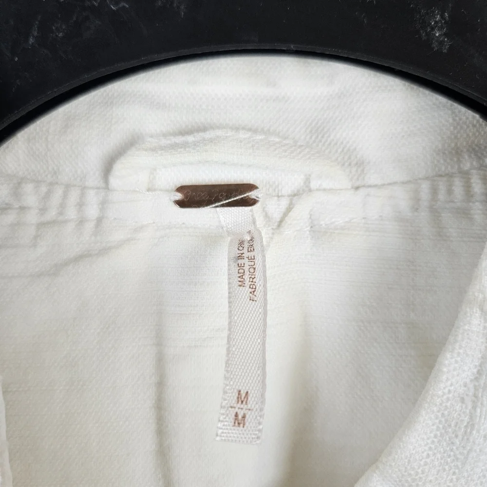 Free People OB407552 White Distressed Tennis Denim Jacket M Boho - Picture 5 of 9